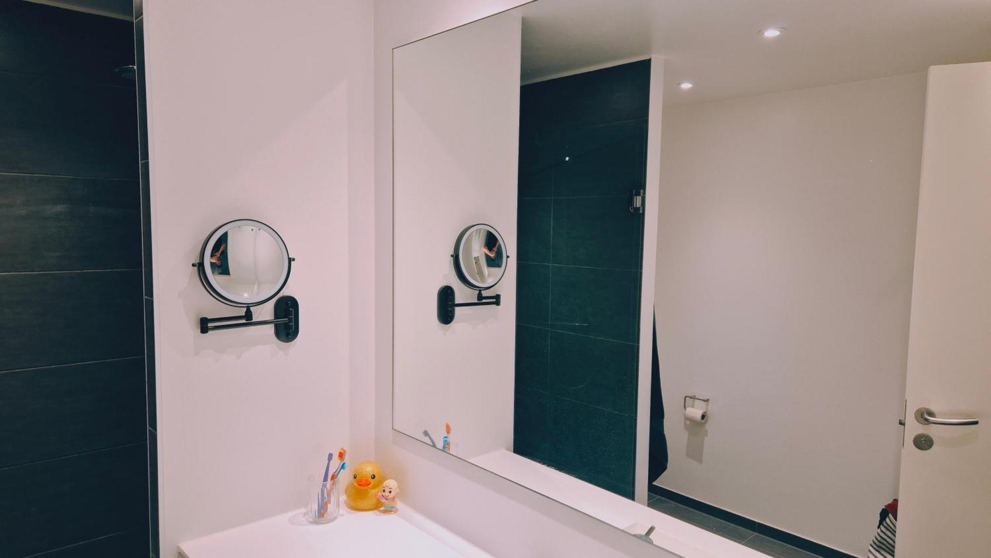 Apartment Spacious 120 Metres From Metro *