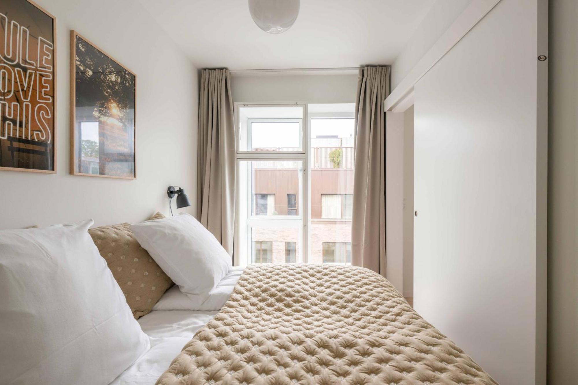 Beautiful Bright In Carlsbergbyen Apartment