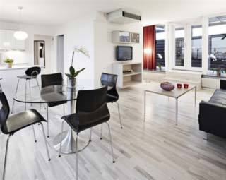 Hotel First G & Suites