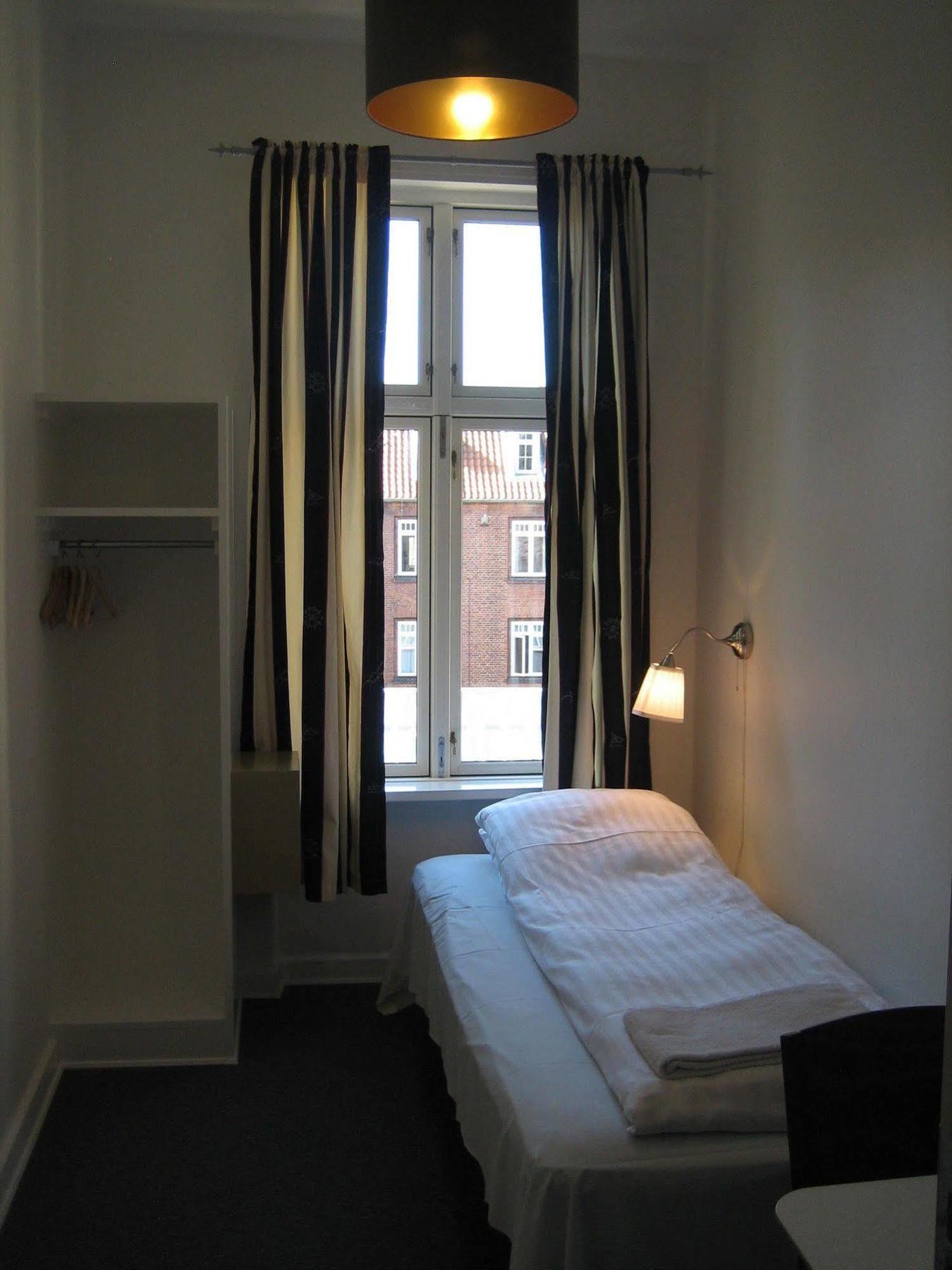Loven 2* Copenhague
