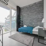 High-End Apartment With Rooftop Terrace And Gym