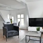 Sanders Old Square - Smart One-Bedroom Apartment Near Stroget