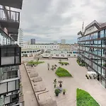 High-End Apartment With Rooftop Terrace And Gym