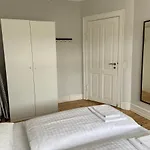 Bright 2-Bedroom Apartment In Sophisticated Frederiksberg