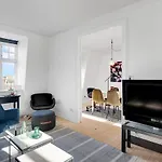 Hyggelig Two-Bedroom Apartment In Copenhagen Osterbro
