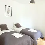 Three Bedroom Apartment In Kobenhavn S, Edvard Thomsens Vej 81