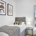 Modern 3-Bedroom Apartment Near Metro Station In Copenhagen Orestad