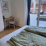 Beautiful Apartment In Hip Area Close To The Beach
