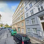 Cozy Apartment In Elegant Osterbro