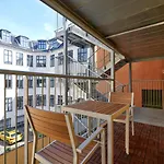 Balcony Apt - Copenhagen City Center, 50M To The Metro