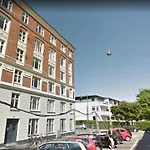 Bright Apartment In Elegant Osterbro