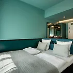 Wide Hotel