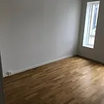 Big Room In Shared Apartment With King Size Bed