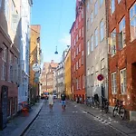 Sanders Stage - Perfectly Planned Three-Bedroom Apartment Near Nyhavn