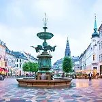 Stylish 2Br W Private Balcony In Cph City Centre