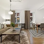 Sanders Stage - Enchanting Four-Bedroom Apartment Near Nyhavn