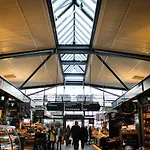 The Heart Of Copenhagen-Queen\'S Neighbor