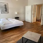 City Center Center 3-Bedroom Apartment At Soelvgade 84