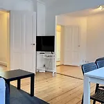 Two Bedroom Apartment In Copenhagen, Brohusgade 16,