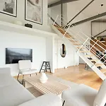 Beautiful Apt Near The Harbour