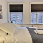Two Bedroom Apartment In Copenhagen, Amagerbrogade 93,