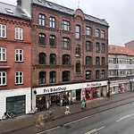 Two Bedroom Apartment In Copenhagen, Amagerbrogade 93,
