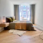 Luxury Apartment In The Heart Of Frederiksberg, Copenhagen