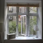 One Room Apartment In The Heart Of Copenhagen, With Full Kitchen