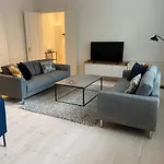 City Center Apartments 871