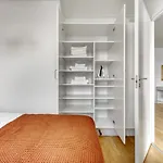 Amazing Two Bedroom Flat In Urban Area