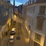 Central, Historical, Unique & Modern Apartment Cph