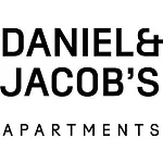 Queens Courtyard By Daniel&Jacob\'S