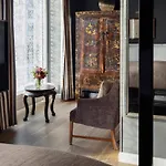 Nimb Hotel