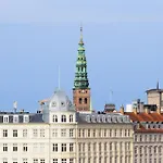 Udsigt Til 20.000.000 Dkk - M.Plads Til 6 Personer