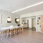 2Br In Vibrant & Colourful Nyhavn Copenhagen City
