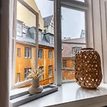 Rare 4Br Apartment W Unique Details In Cph City