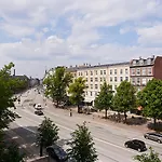 Beautiful 3-Bed In Top Osterbro Location