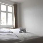 Nice 1-Bed In A Cosy Neighborhood