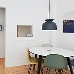 Nice 1-Bed Near Copenhagen Lakes