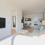 Great 2-Bed W Balconies And Awazing Views