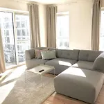 Fantastic 3-Bed W Balcony In Orestad