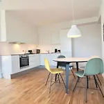 Stunning 2-Bed Wbalconies And Great Views