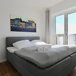 Stunning 2-Bed W Balconies And Fantastic Views