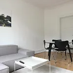 Beautiful 2-Bed In Frederiksberg C W Balcony
