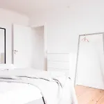 2-Bed With Private Balcony