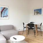 Nice 1-Bed In A Cosy Neighborhood