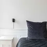 Chic Flat In Vibrant Area By Copenhagen Canals