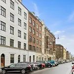 Rummelig Kobenhavnerlejlighed