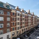 Large Flats In Central Copenhagen By Tivoli Gardens