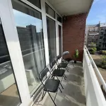 Central Copenhagen Apt With Balcony, Free Parking & Elevator